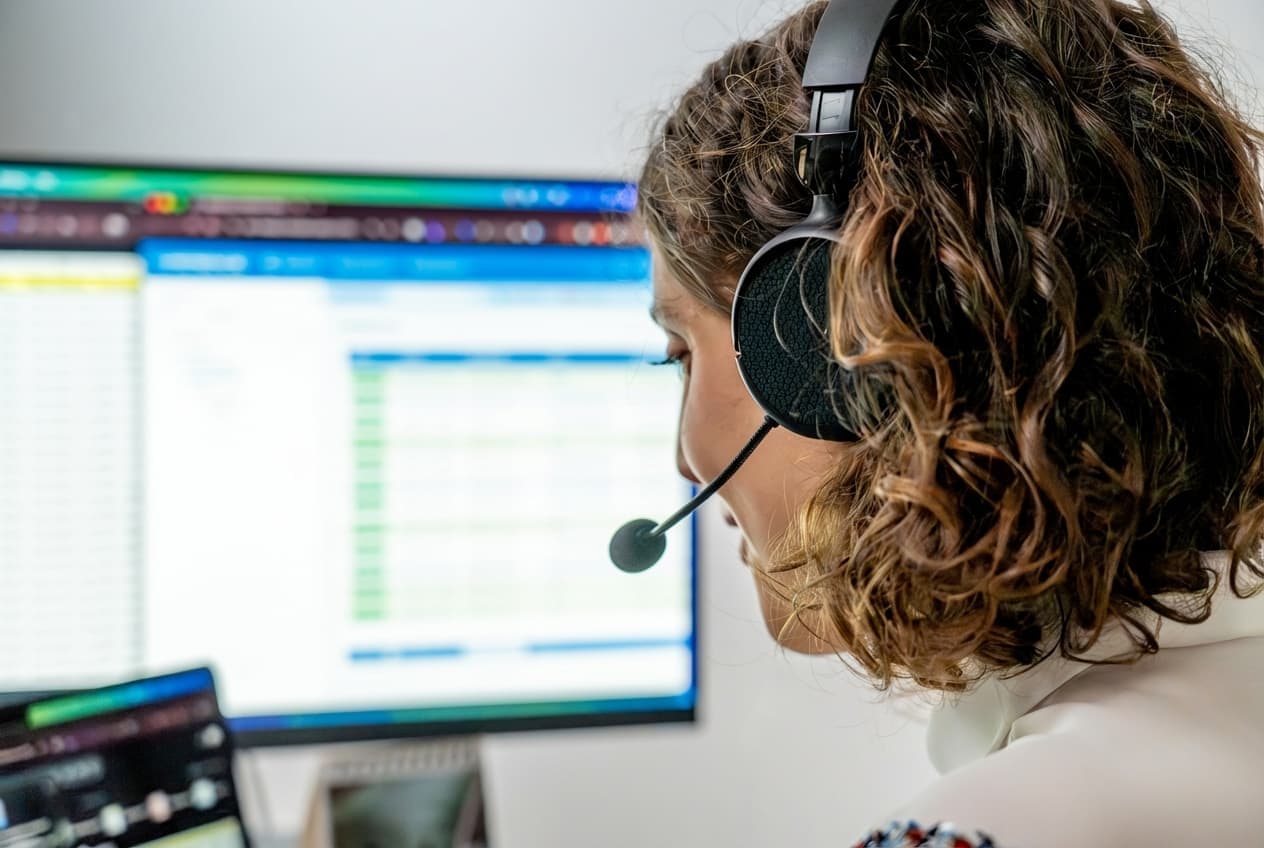 Supporto tecnico help desk per attivazioni e configurazioni strumenti digitali